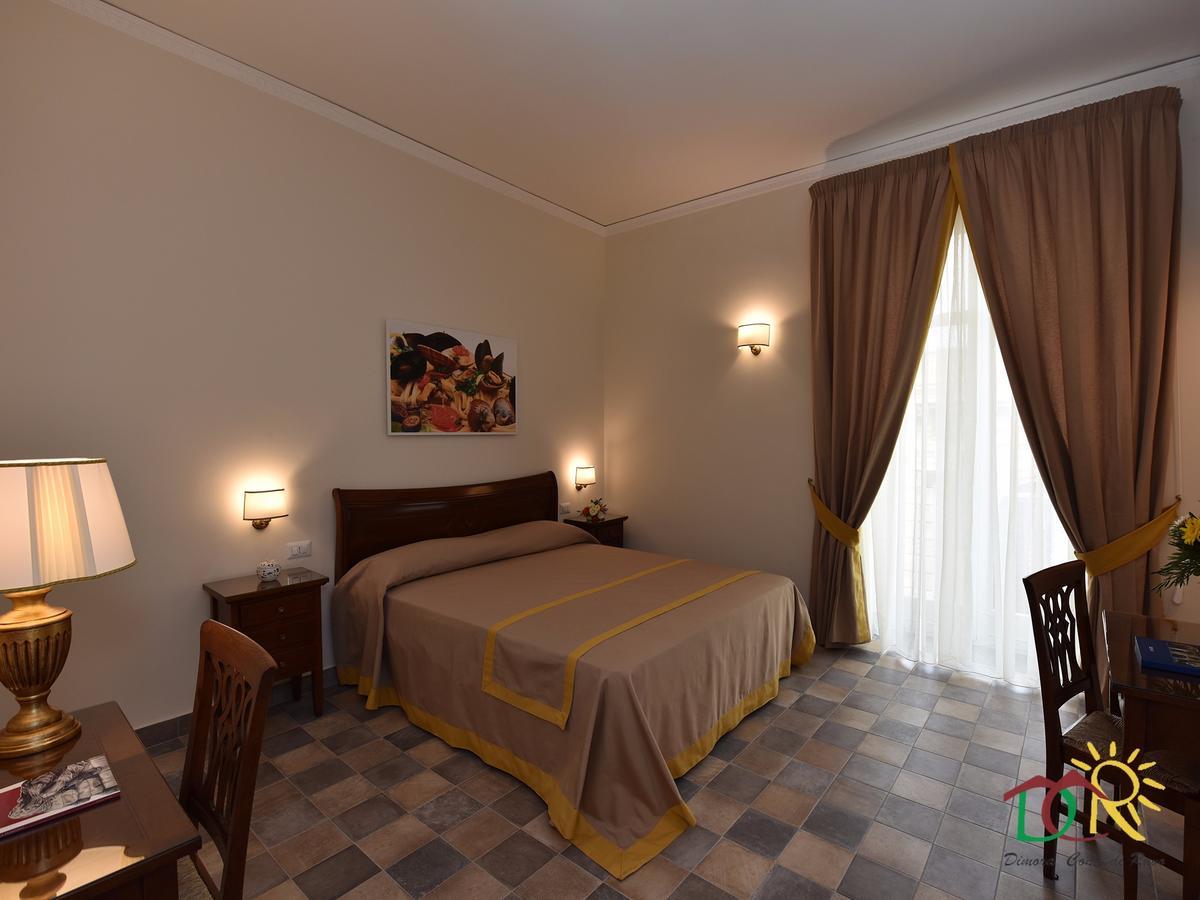 나폴리 Dimora Conte Di Ruvo B&B 외부 사진